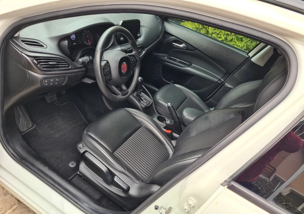 Fiat Tipo cena 41000 przebieg: 181000, rok produkcji 2018 z Dąbie małe 46